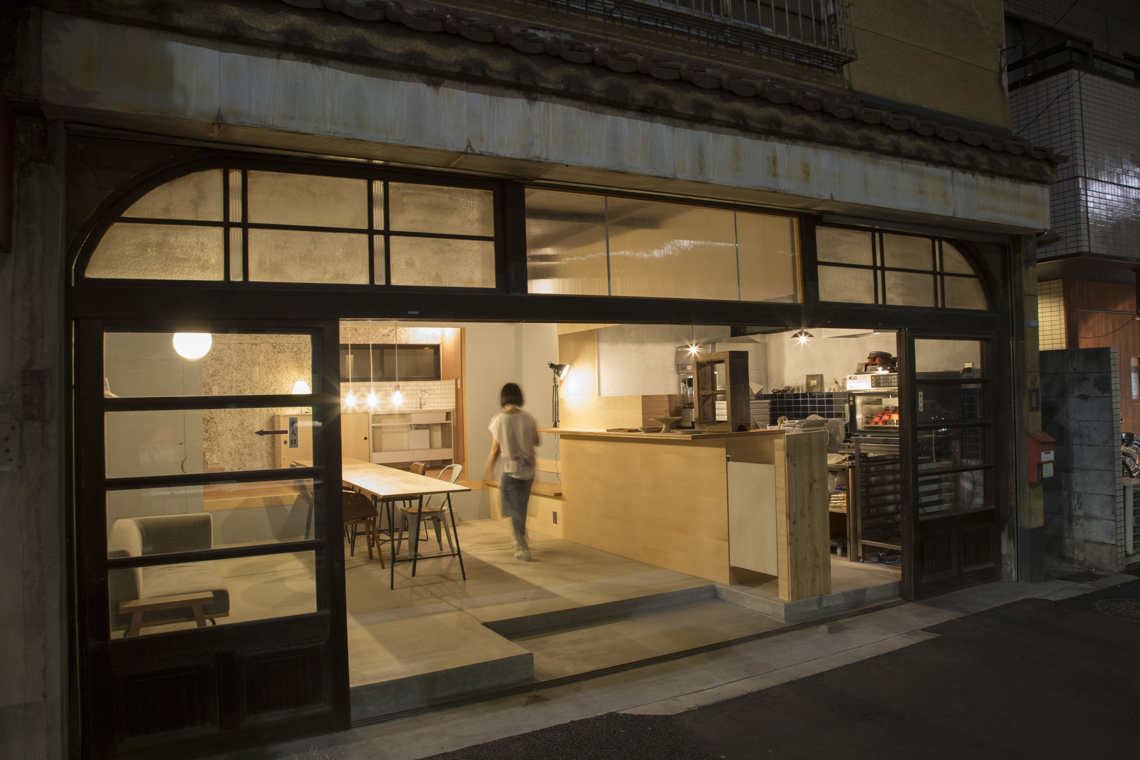 倉庫や古民家をリノベーションしてカフェにするメリット 店舗内装 Solo Banco